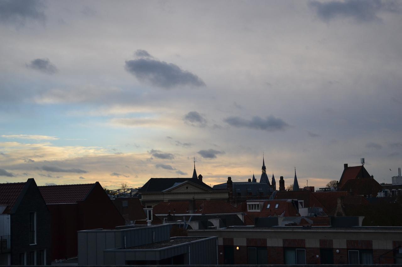 De Pelsertoren 兹沃勒 外观 照片